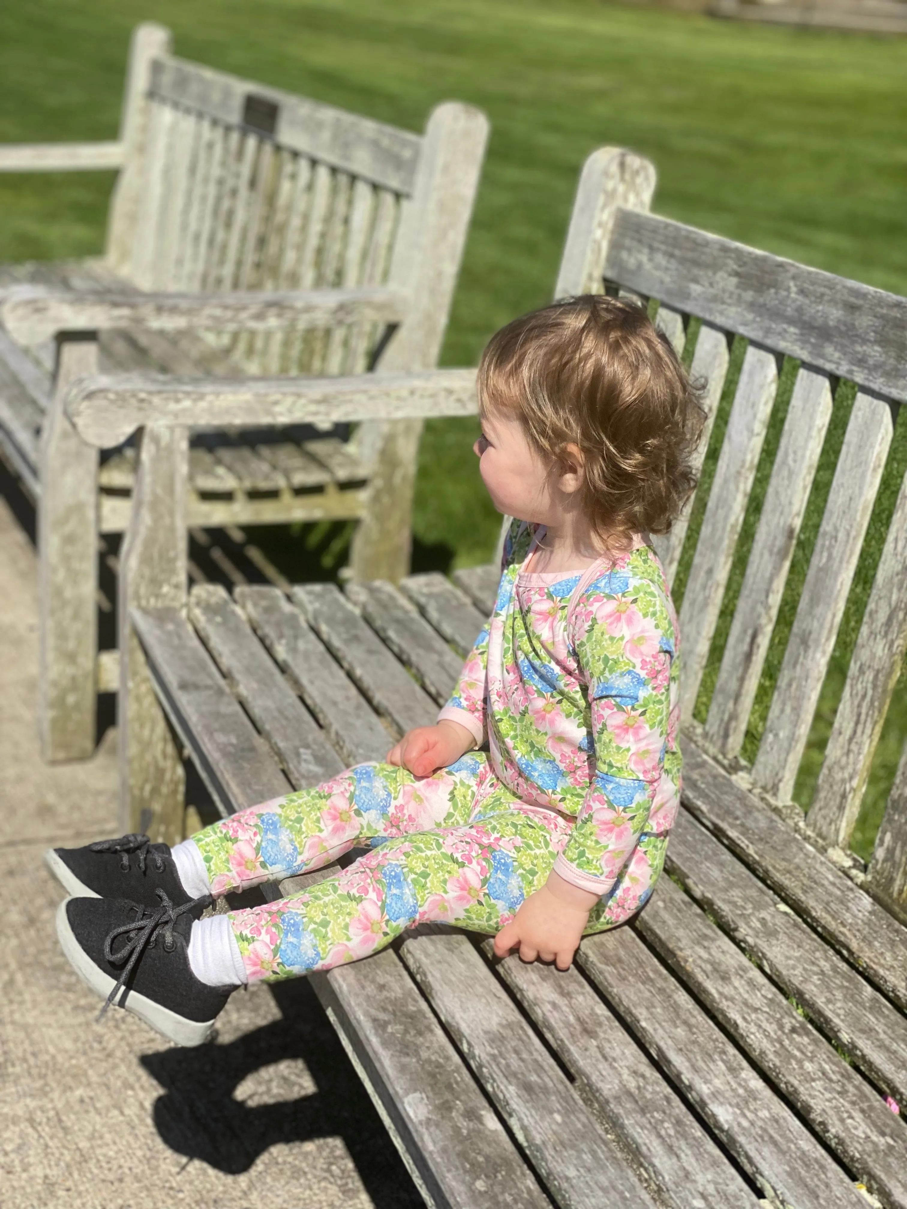 Amagansett Bouquet Long Sleeve & Short Sleeve Bodysuits   Leggings Bundle