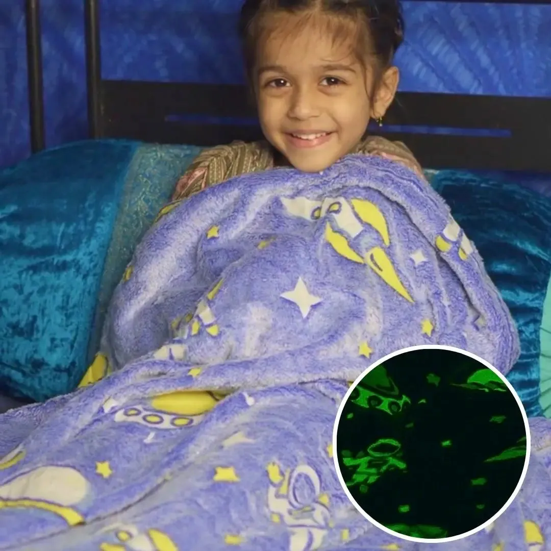 Astronaut Glow Blanket, 0-15 years| Glow In The Dark Blanket For Kids | Ultra-soft & Lightweight