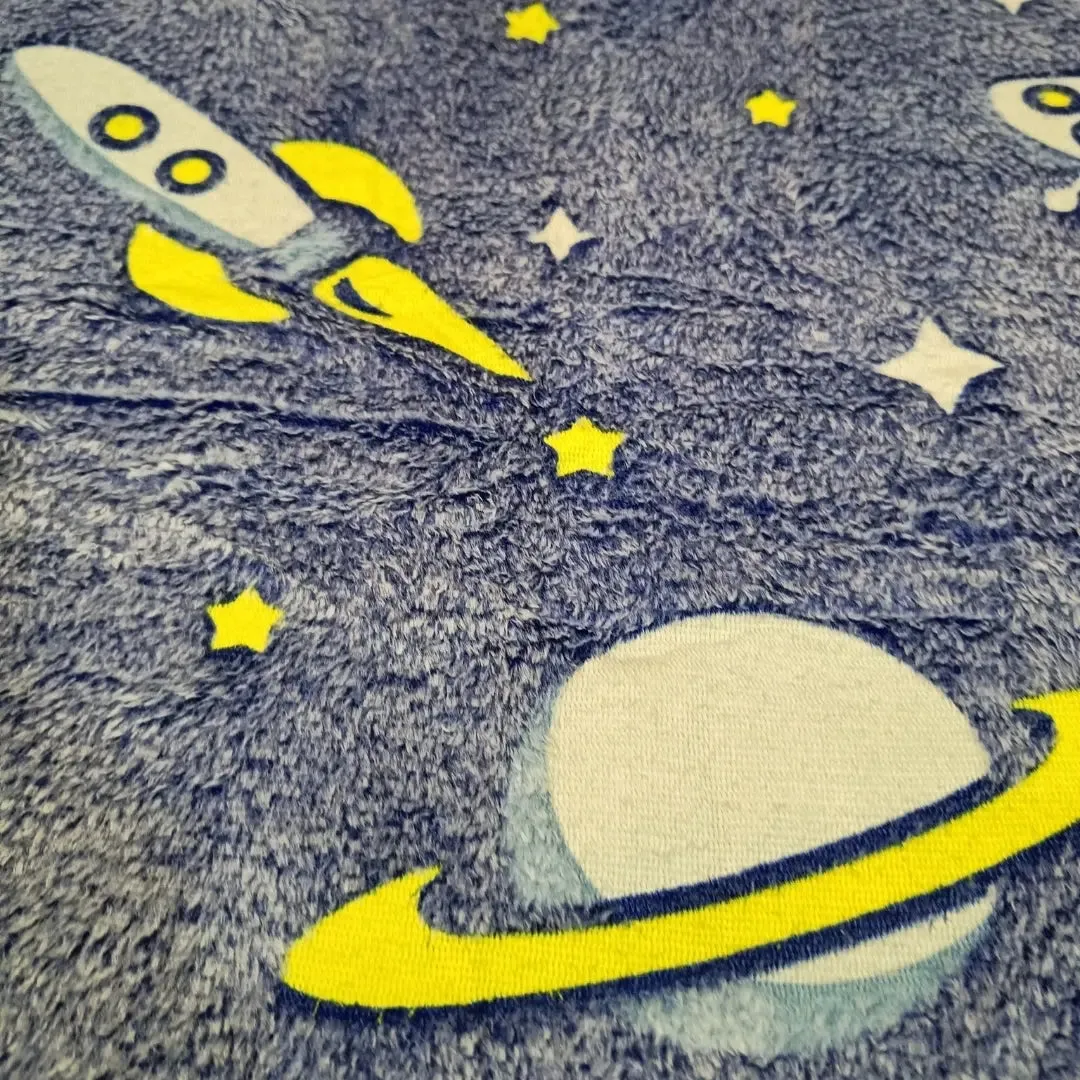 Astronaut Glow Blanket, 0-15 years| Glow In The Dark Blanket For Kids | Ultra-soft & Lightweight