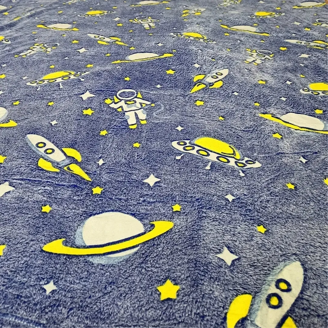 Astronaut Glow Blanket, 0-15 years| Glow In The Dark Blanket For Kids | Ultra-soft & Lightweight