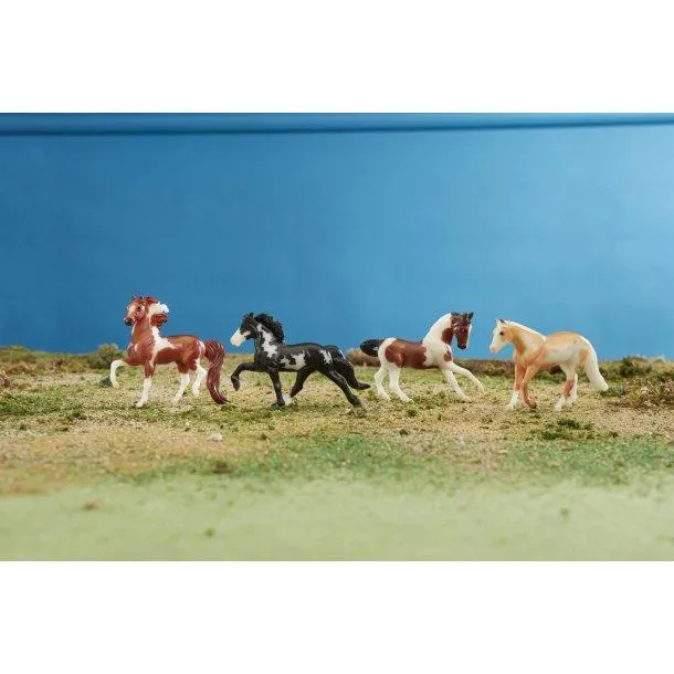 Breyer Stablemates Glow in the Dark