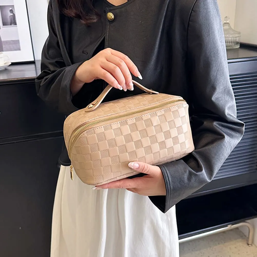 Cessfle Travel Makeup Bag, Checkered Makeup Bag Large Capacity Cosmetic Bag, Parallel Makeup Bag Large Makeup Bags for Women with Handle and Divider