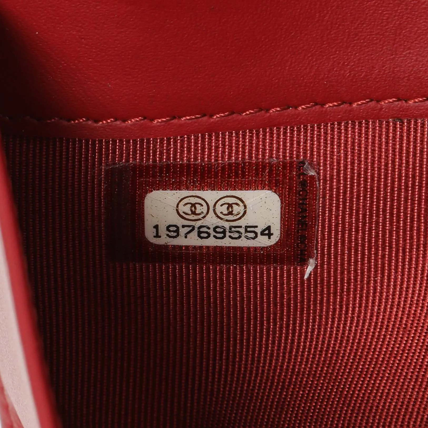 Chanel Red Quilted Caviar Yen Wallet