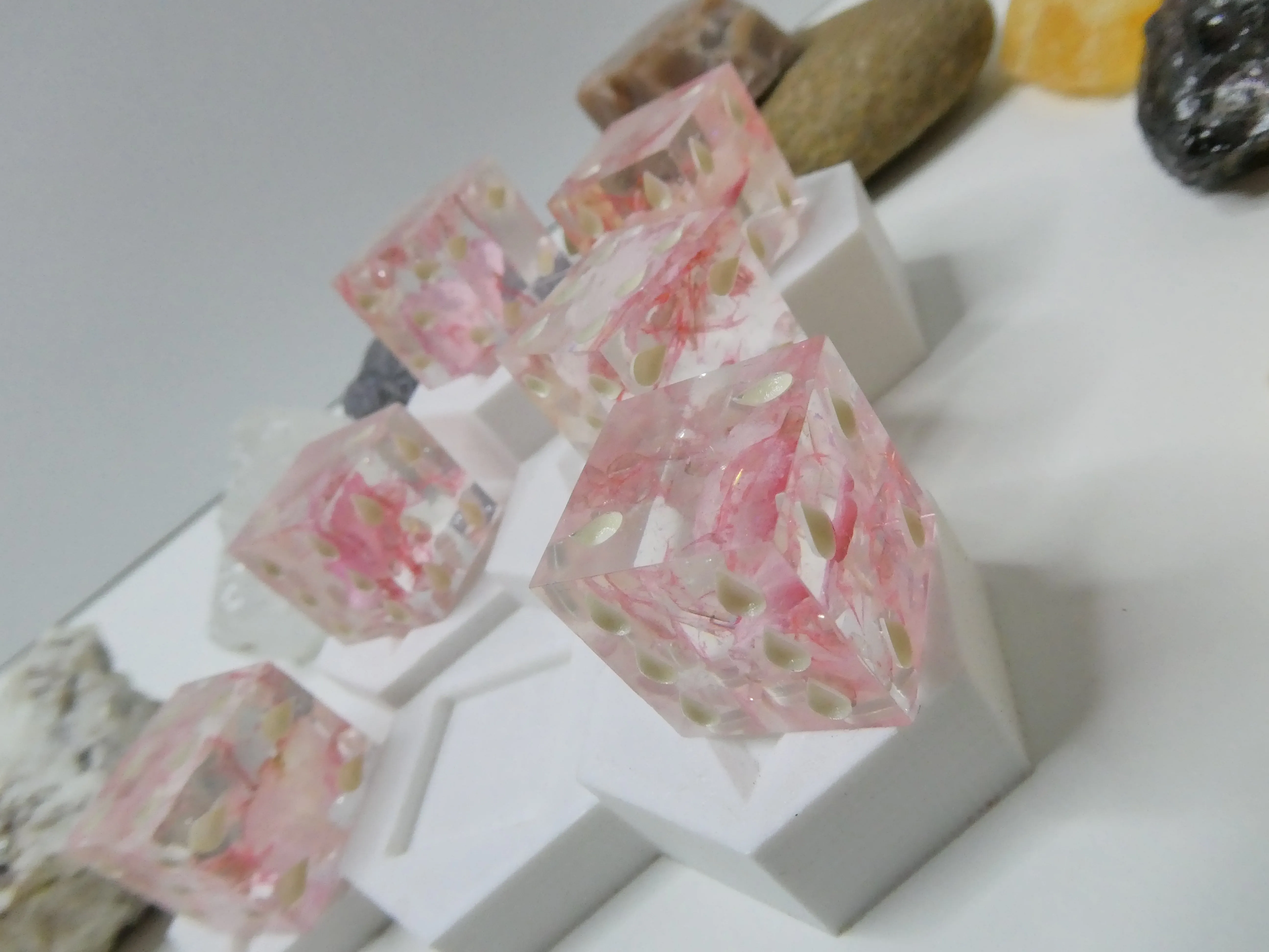 Delicate Ephemera 6d6 Pip Set