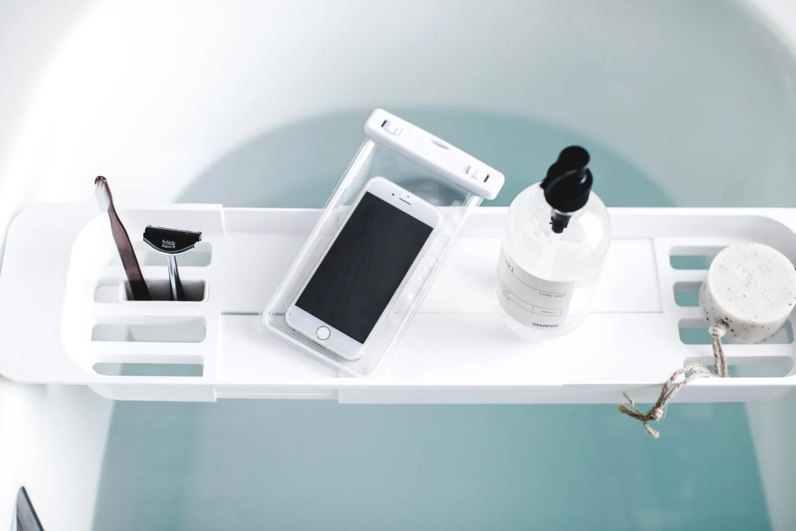 Expandable Resin Bathtub Caddy