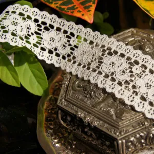 Fancy Galloon Floral Lace Trim 1½" wide - Natural