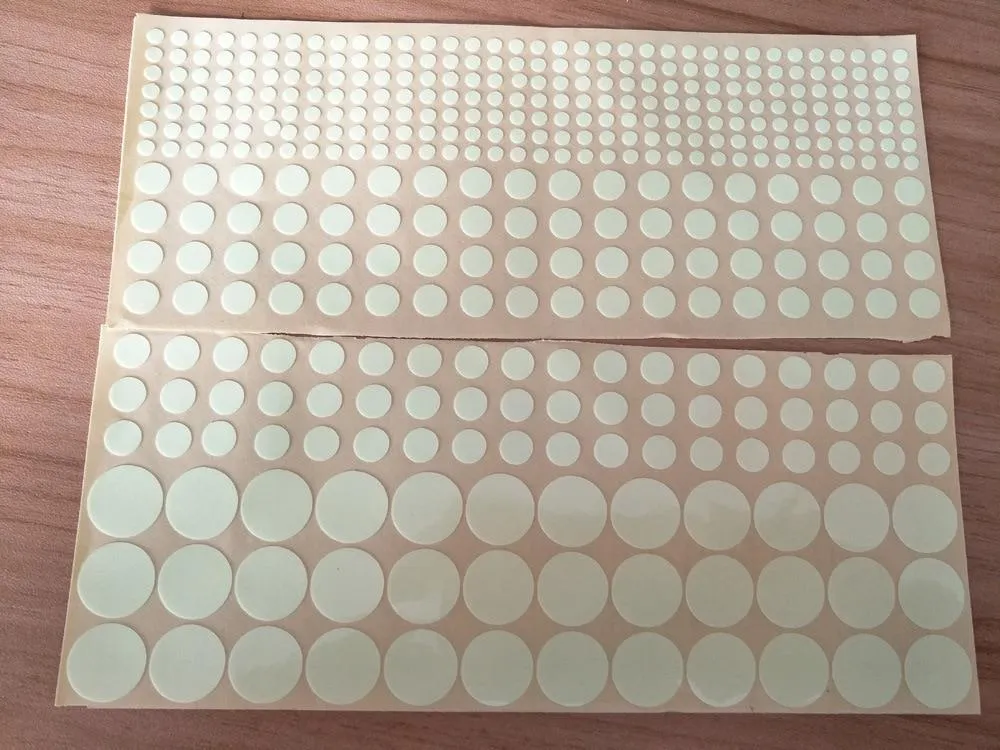 Glow In The Dark Dot Stickers