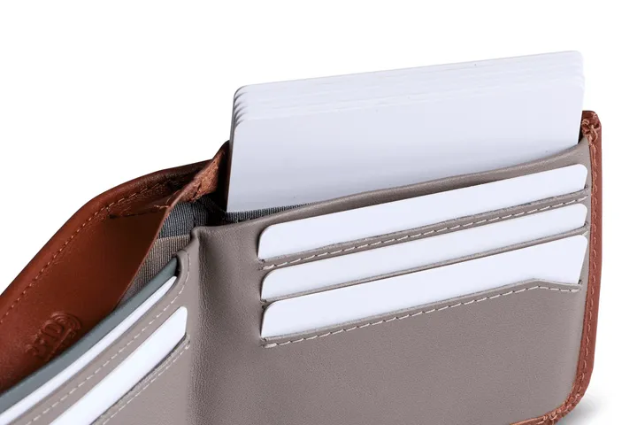 Hide & Seek Wallet