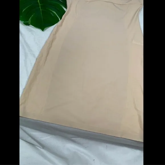 NEW $68 Yummie Convertible Slip in Frappe Nude [SZ‎ Large ]
