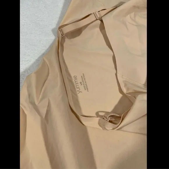 NEW $68 Yummie Convertible Slip in Frappe Nude [SZ‎ Large ]