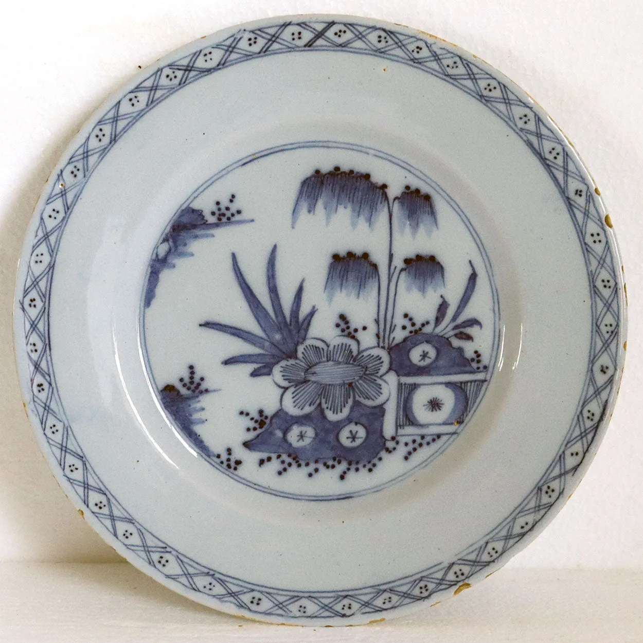 Pair of Dutch Delft Tin-Glazed Earthenware Blue and White Plates