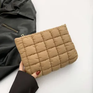PUFFY COSMETIC MAKEUP POUCH CLUTCH BAG | 40P538