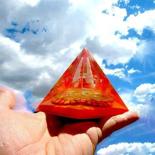 Pyramid with Quantum Generator of the Second Chakra Svathisthana
