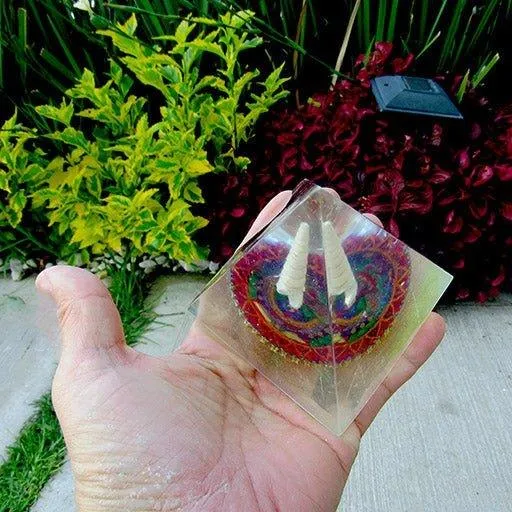 Pyramid with Quantum Generator of the Seventh Chakra Sahasrara