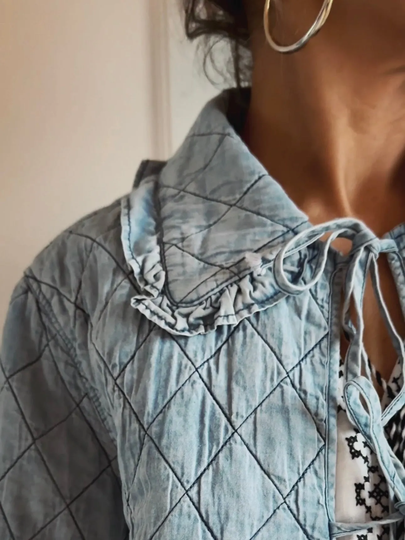 QUILTED DENIM TIE JACKET - BLUE