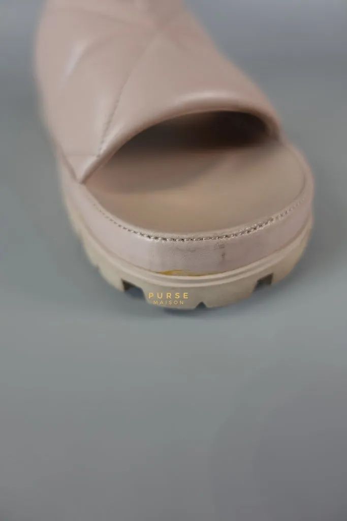 Quilted Nappa Leather Women's Slides in Beige Size 39 Eu (24.5 cm)