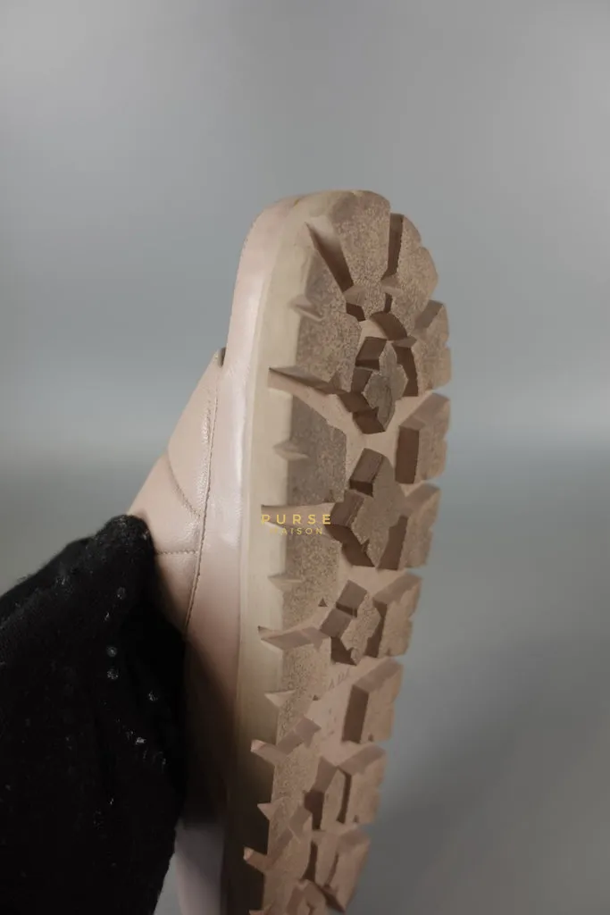 Quilted Nappa Leather Women's Slides in Beige Size 39 Eu (24.5 cm)