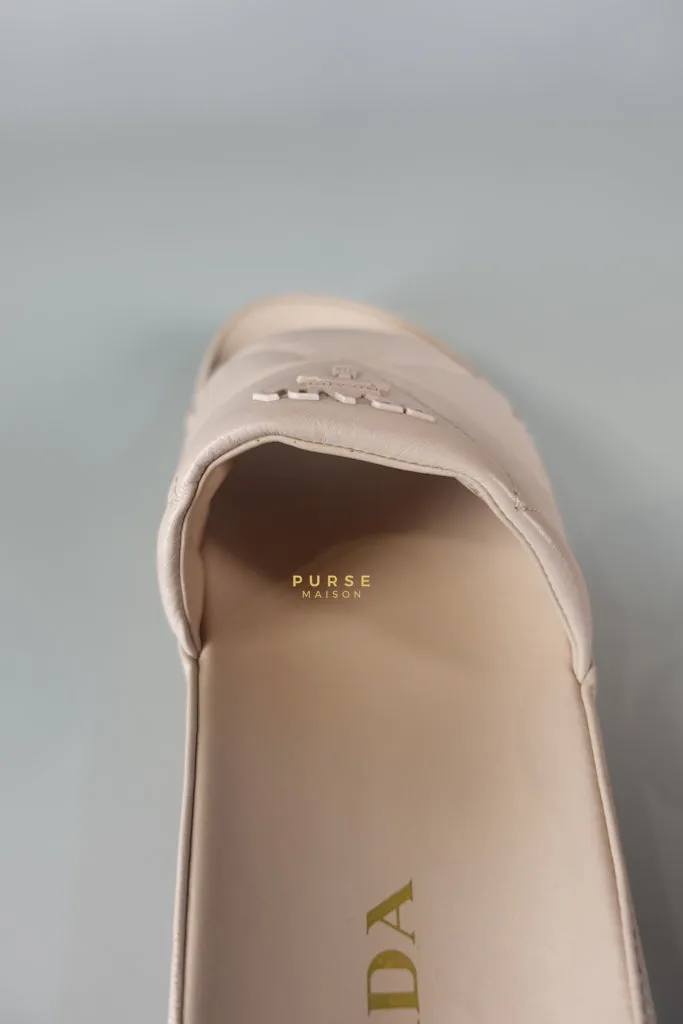 Quilted Nappa Leather Women's Slides in Beige Size 39 Eu (24.5 cm)