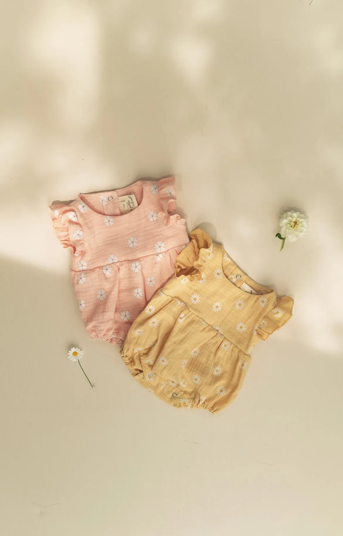 Ruffle Puffed Romper - Daisy