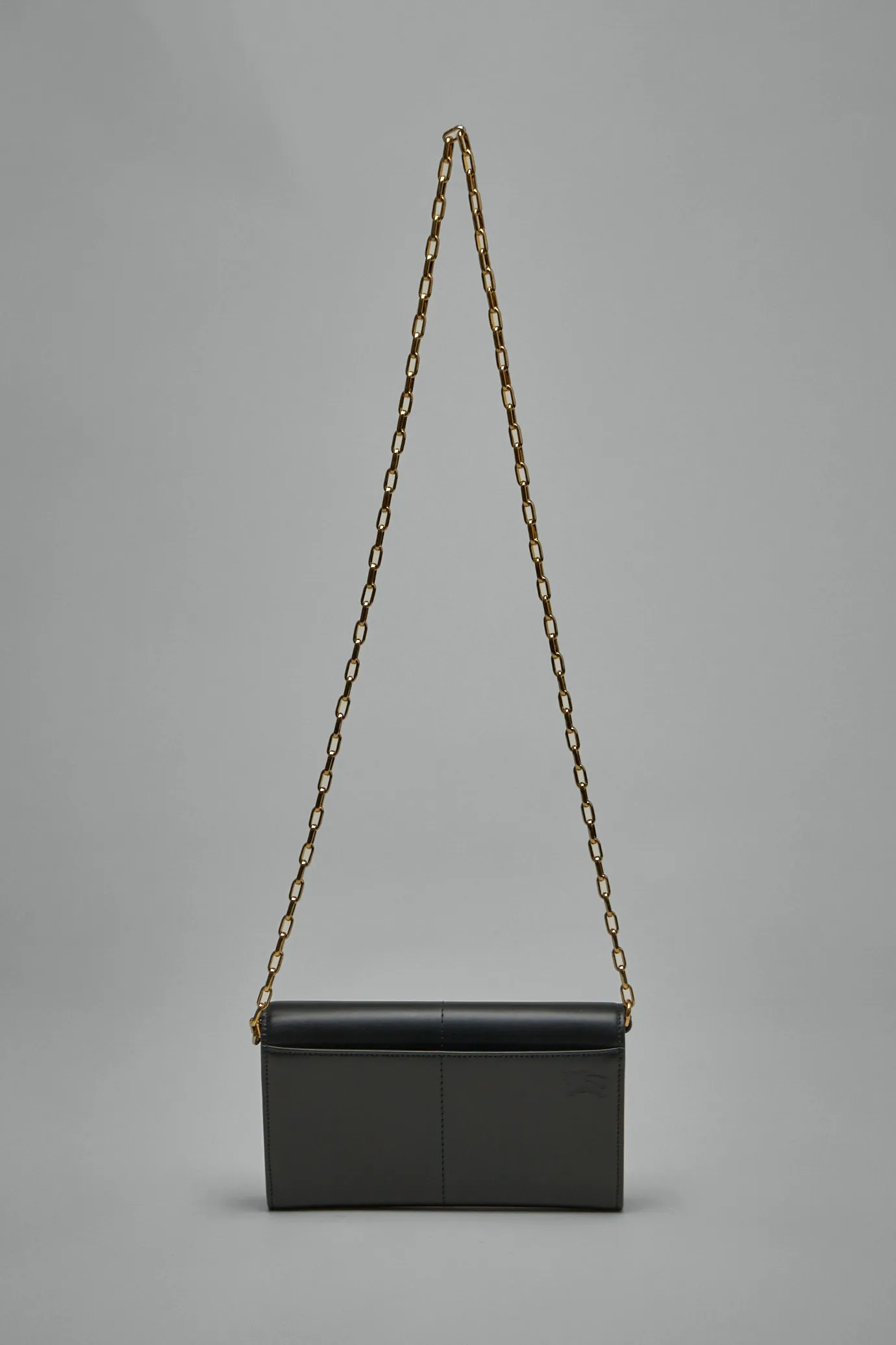 Snip Chain Strap Wallet