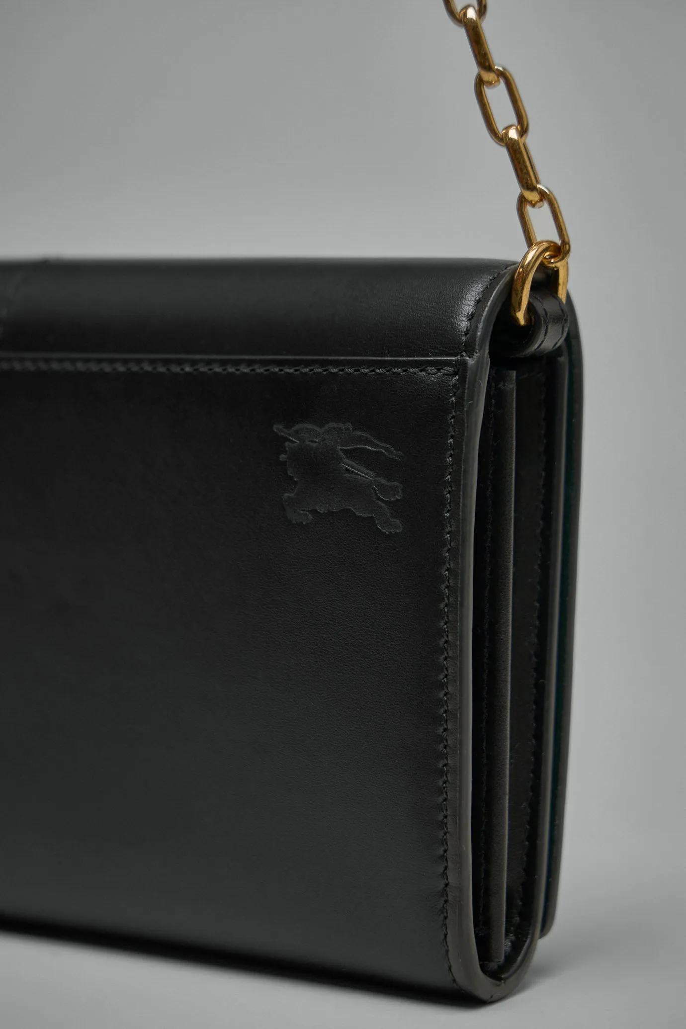 Snip Chain Strap Wallet