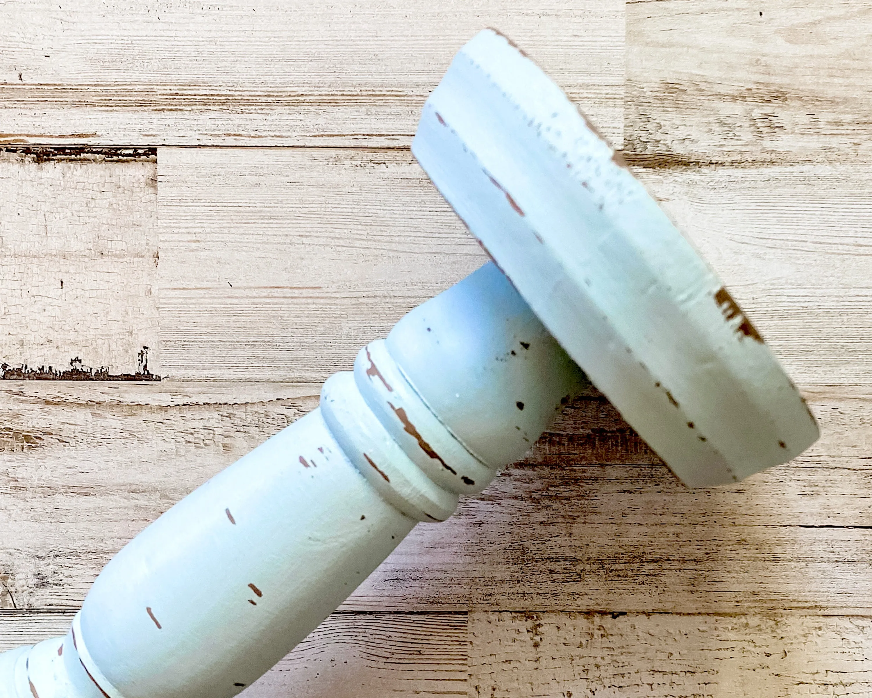 Spa blue wooden pillar candle holder
