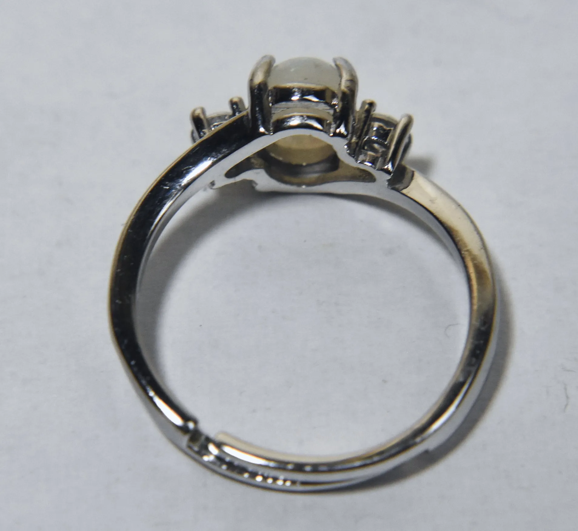 Sterling Silver Faux Opal Expandable Ring - Size 6.25 