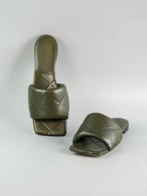 The Rubber Libo Quilted Embossed Army Green Sandals Size 39 (26cm)