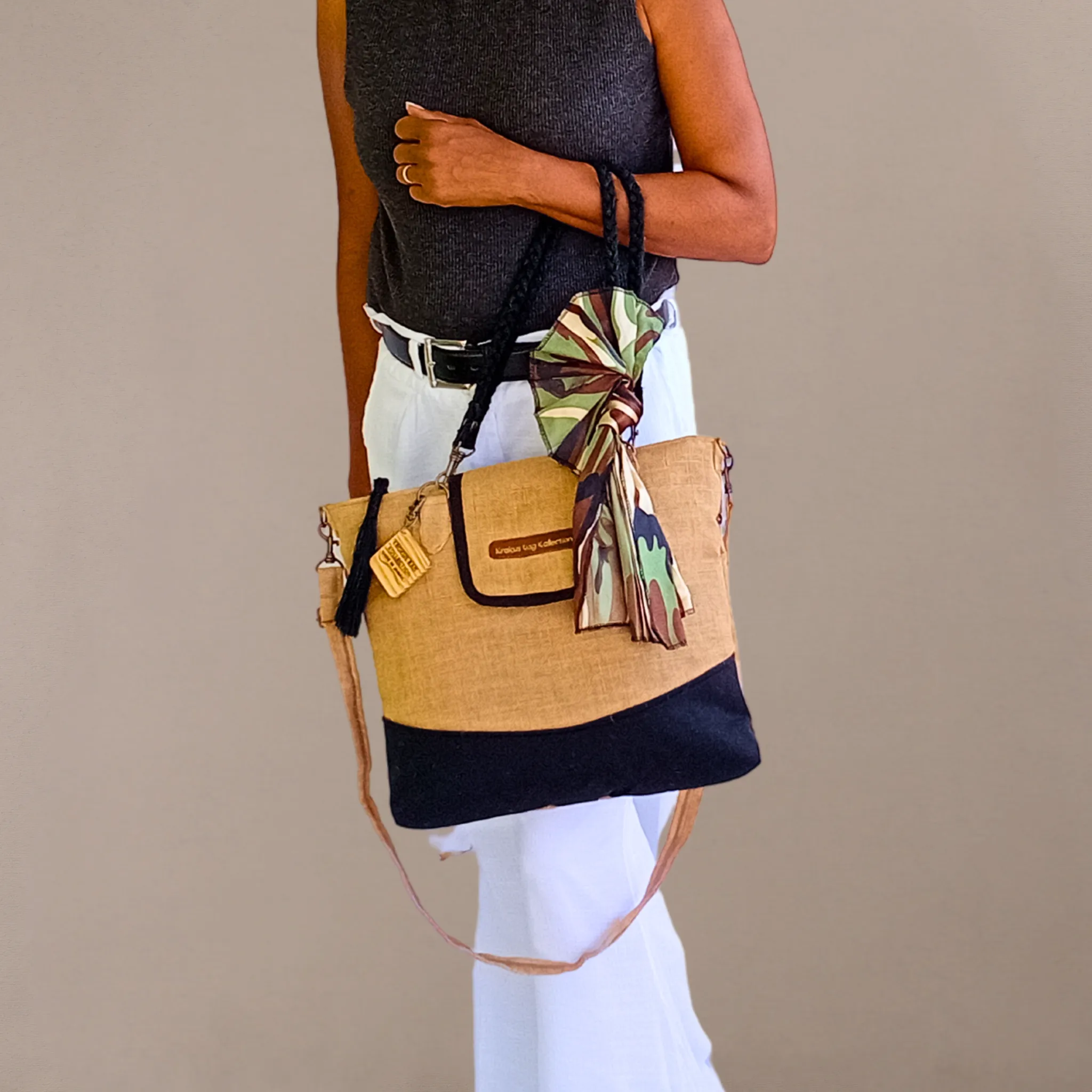 Tote Set, Black Linen Trim