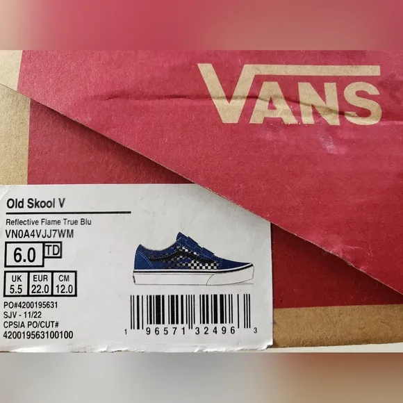 Vans Old Skool V &quot;Reflective Flame.&quot; Toddler size- 6c. Blue/ Black/ Silver