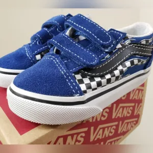 Vans Old Skool V &quot;Reflective Flame.&quot; Toddler size- 6c. Blue/ Black/ Silver